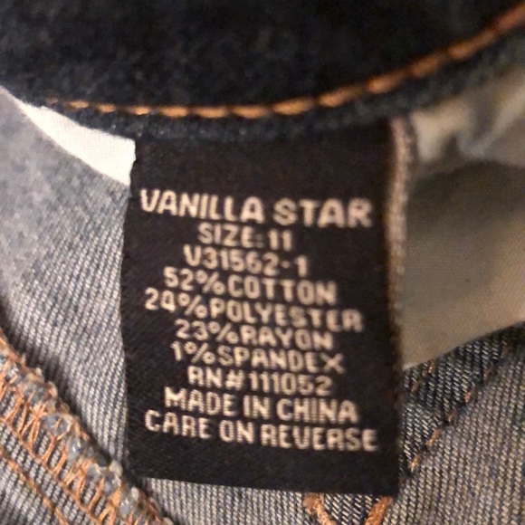 Bermuda Jean Shorts - Picture 2 of 3